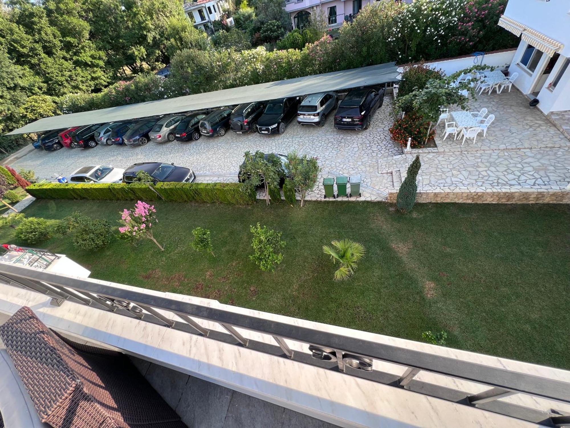 Residence Leora Ulcinj Ngoại thất bức ảnh