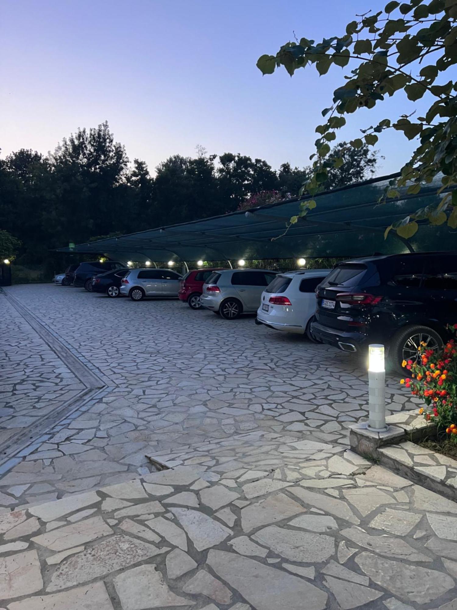 Residence Leora Ulcinj Ngoại thất bức ảnh