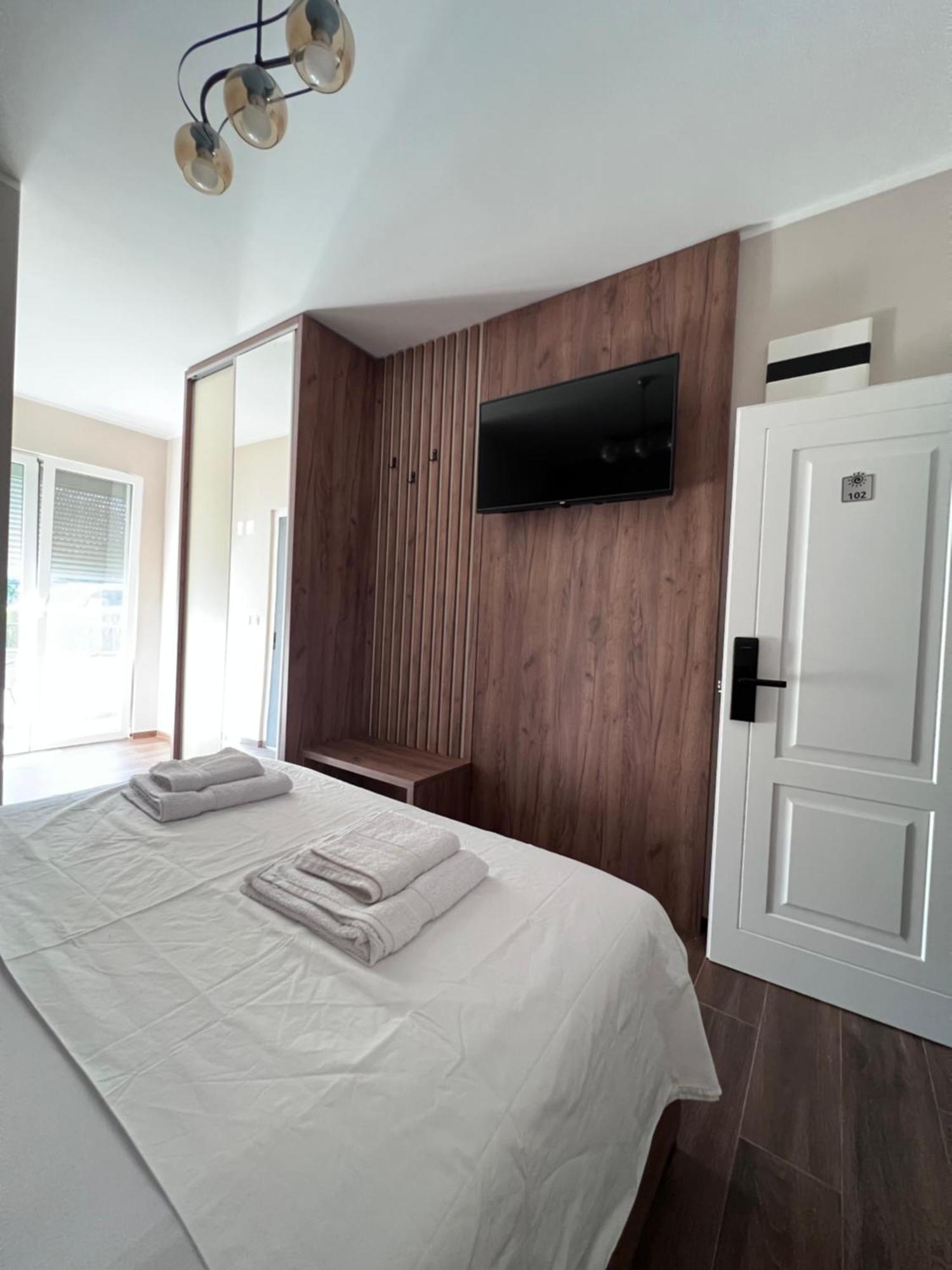 Residence Leora Ulcinj Ngoại thất bức ảnh