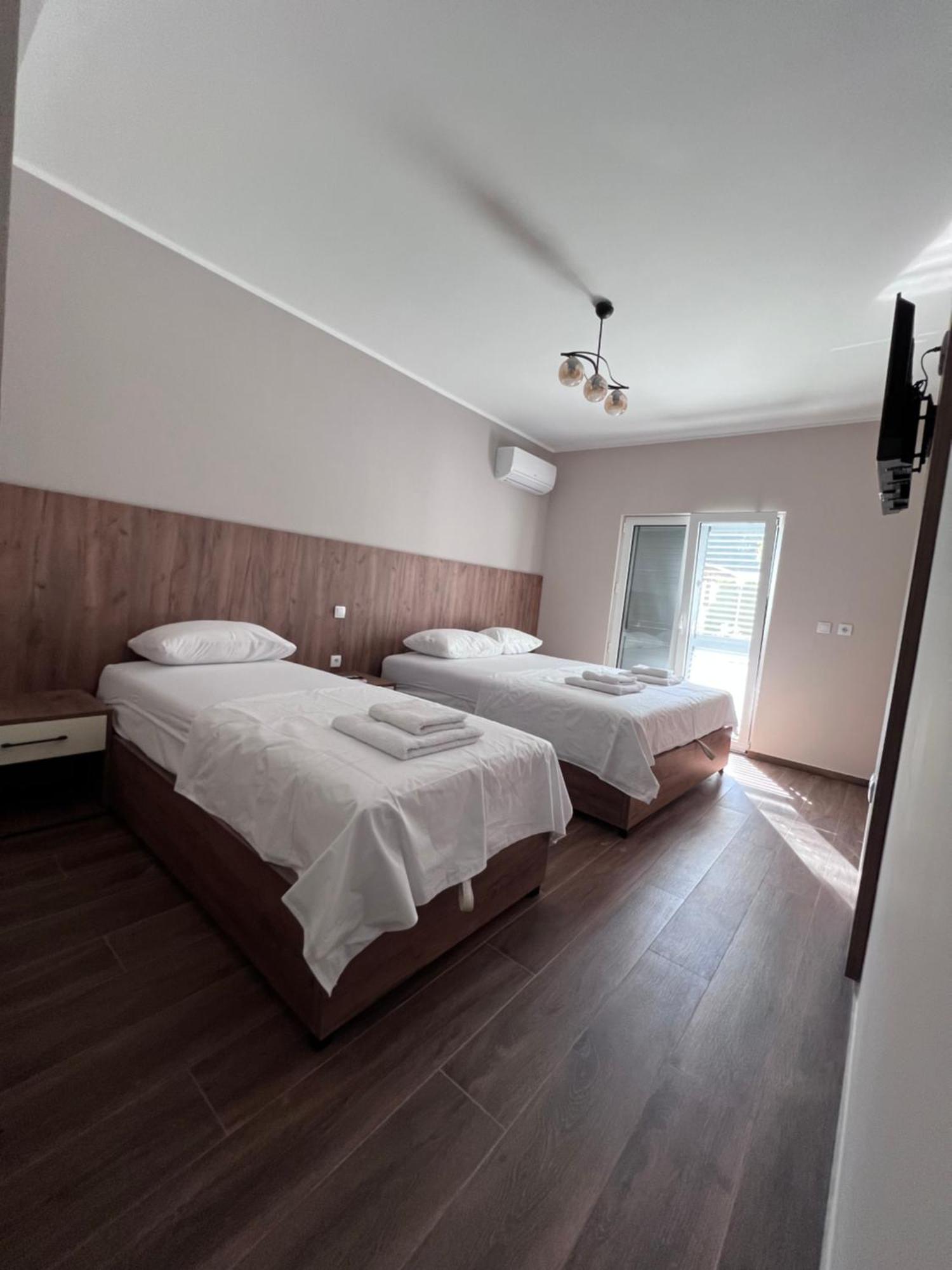 Residence Leora Ulcinj Ngoại thất bức ảnh