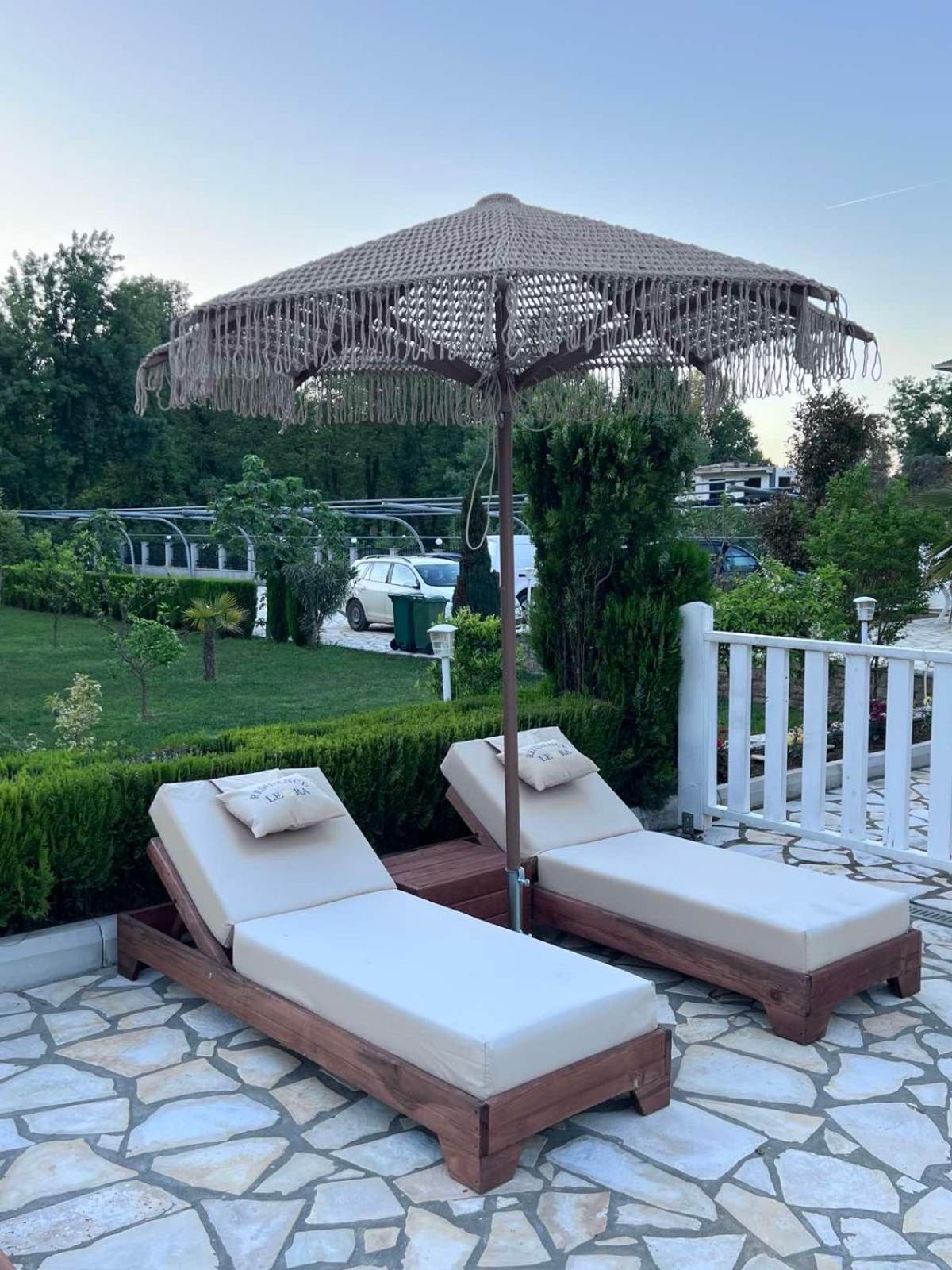 Residence Leora Ulcinj Ngoại thất bức ảnh